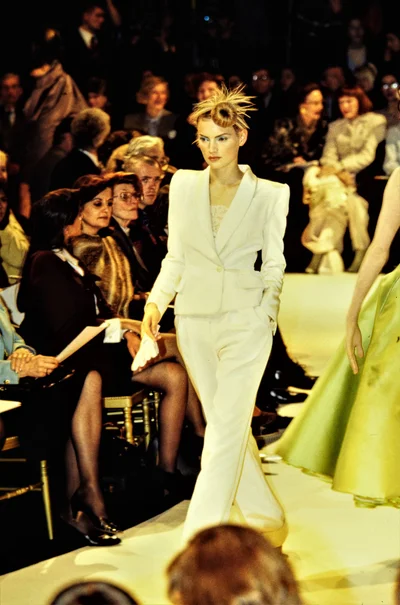 Look 34